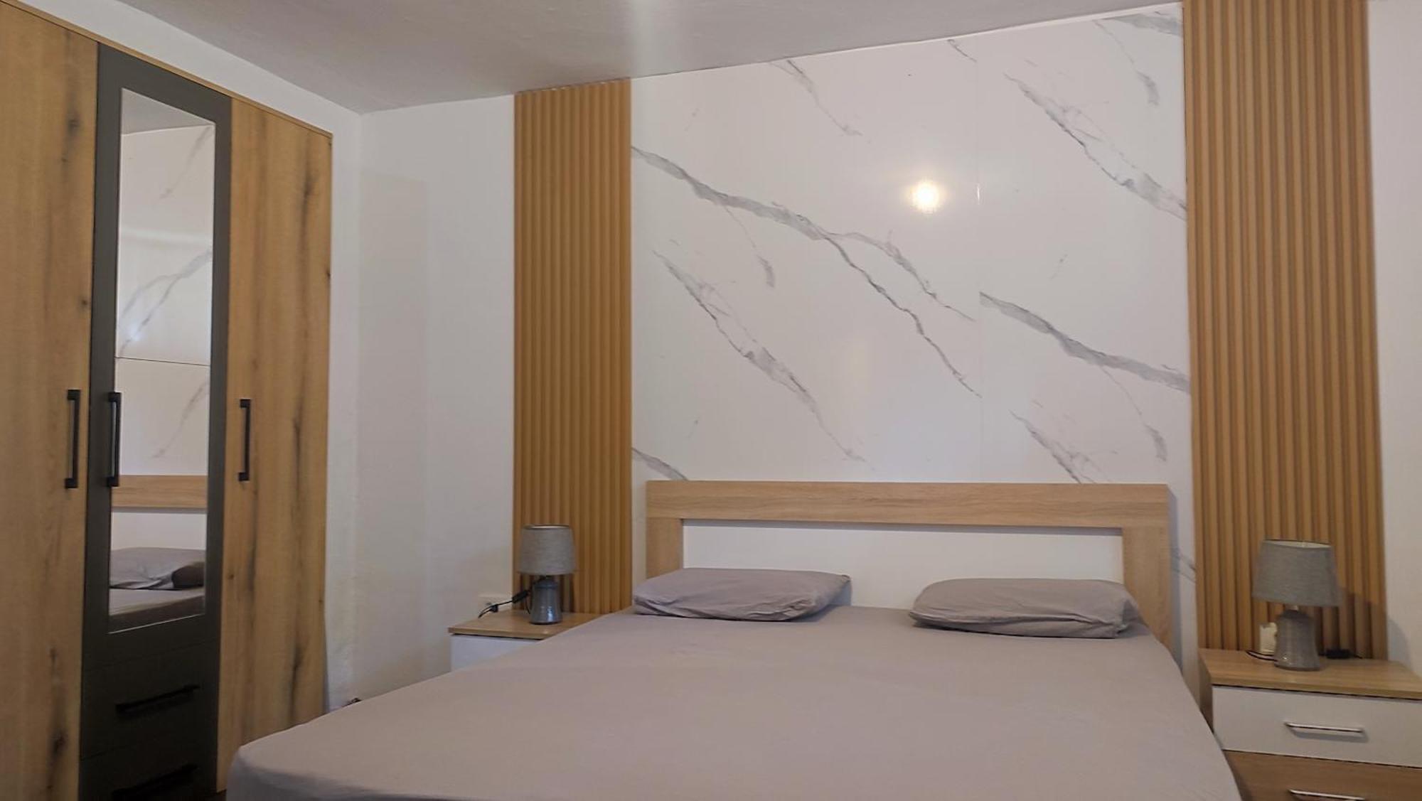 V&J Apartments Podgorica Luaran gambar