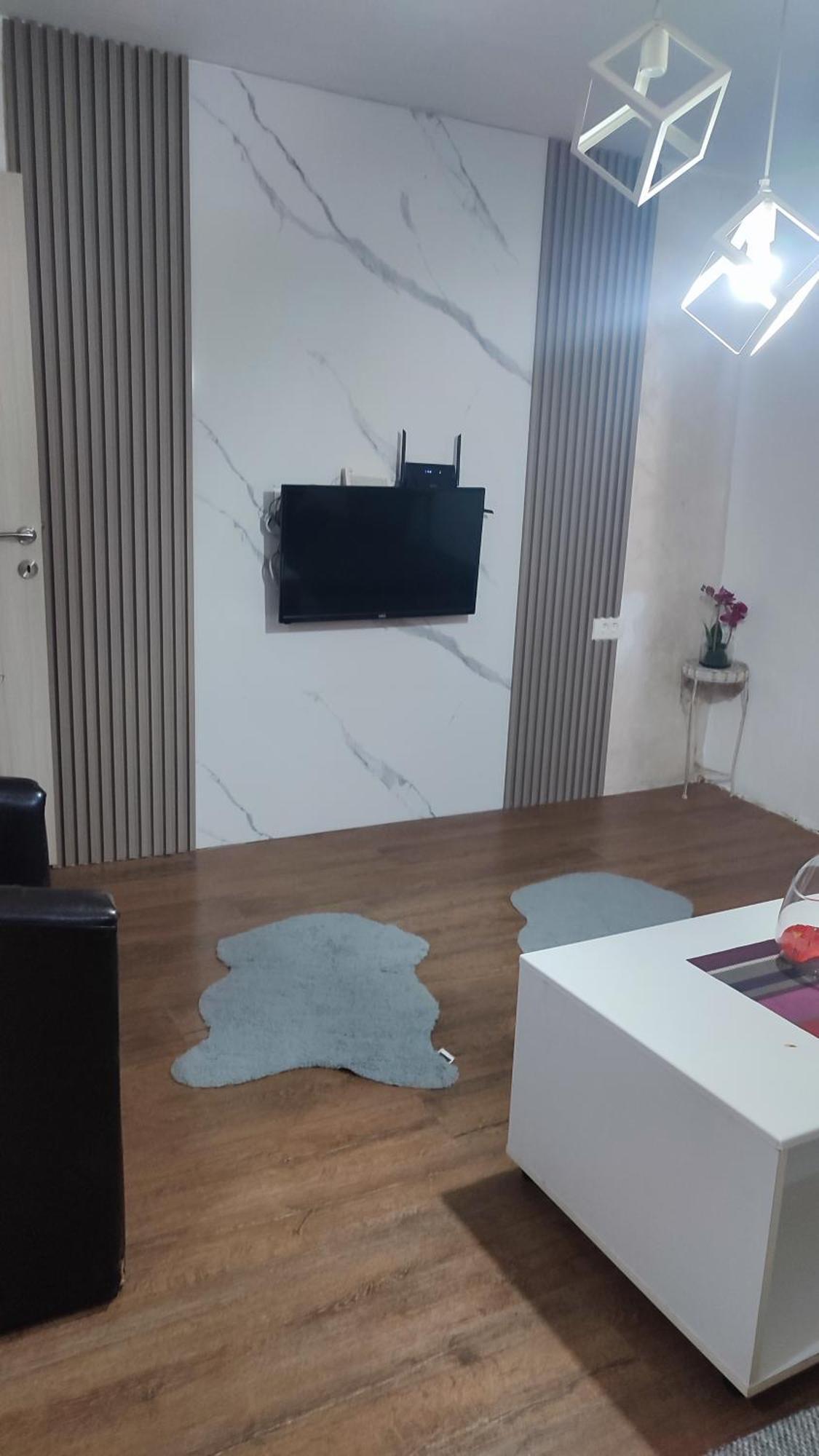 V&J Apartments Podgorica Luaran gambar